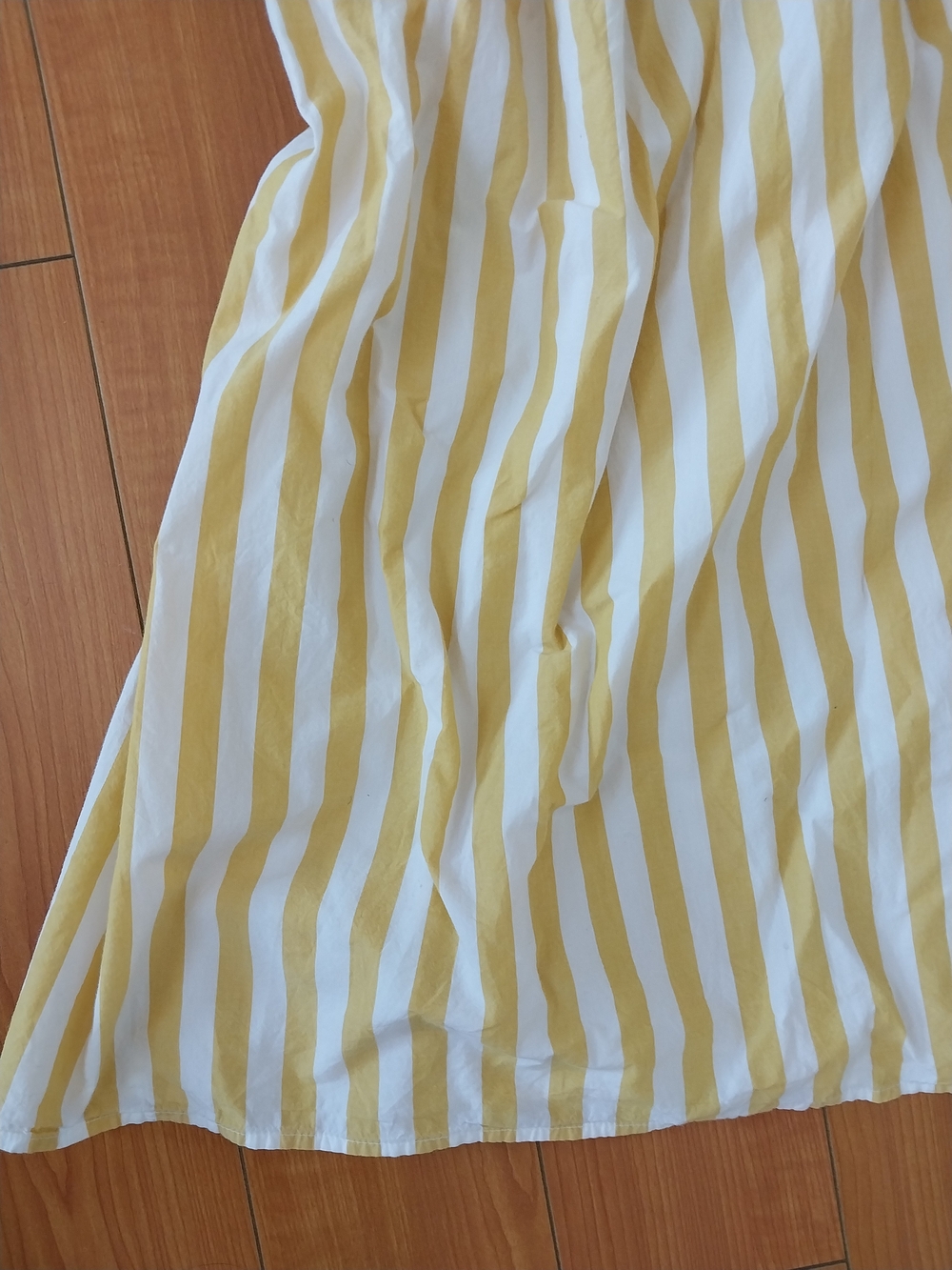 Beautifuk A New Day Yellow/White Strapless Smocked Midi Dress Sz Size Large L - Picture 6 of 9